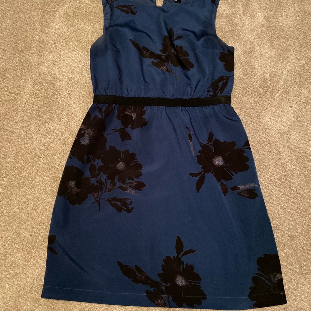 Knee length dress